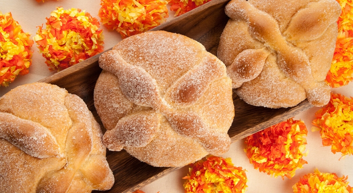 Conoce el pan de ánimas, el origen católico del pan de muerto Conoce el pan de ánimas, el origen católico del pan de muerto