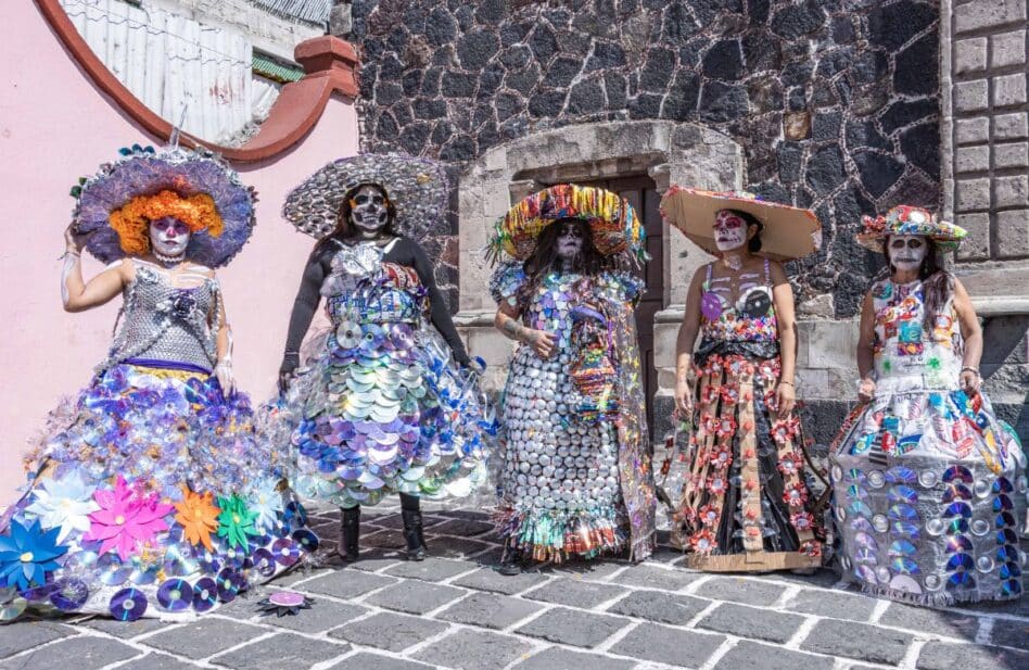 Religiosas transforman vida de mujeres de La Merced a través del arte y la fe