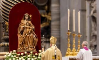 ¿Por qué el Vaticano pidió no llamar "Corredentora" a la Virgen María?
