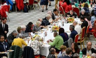El Papa León XIV hace un llamado para romper el muro de la soledad que viven los pobres