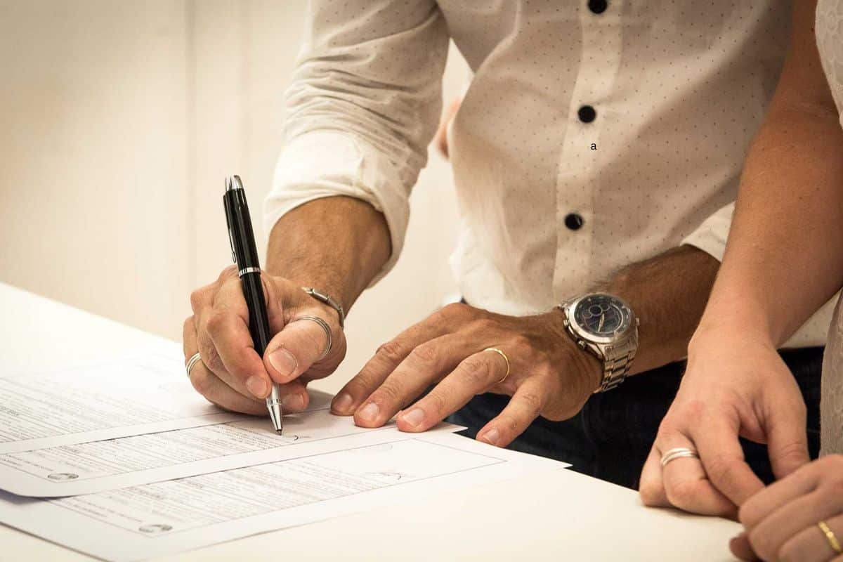 Arquidiócesis de México alerta sobre actas falsas de sacramentos