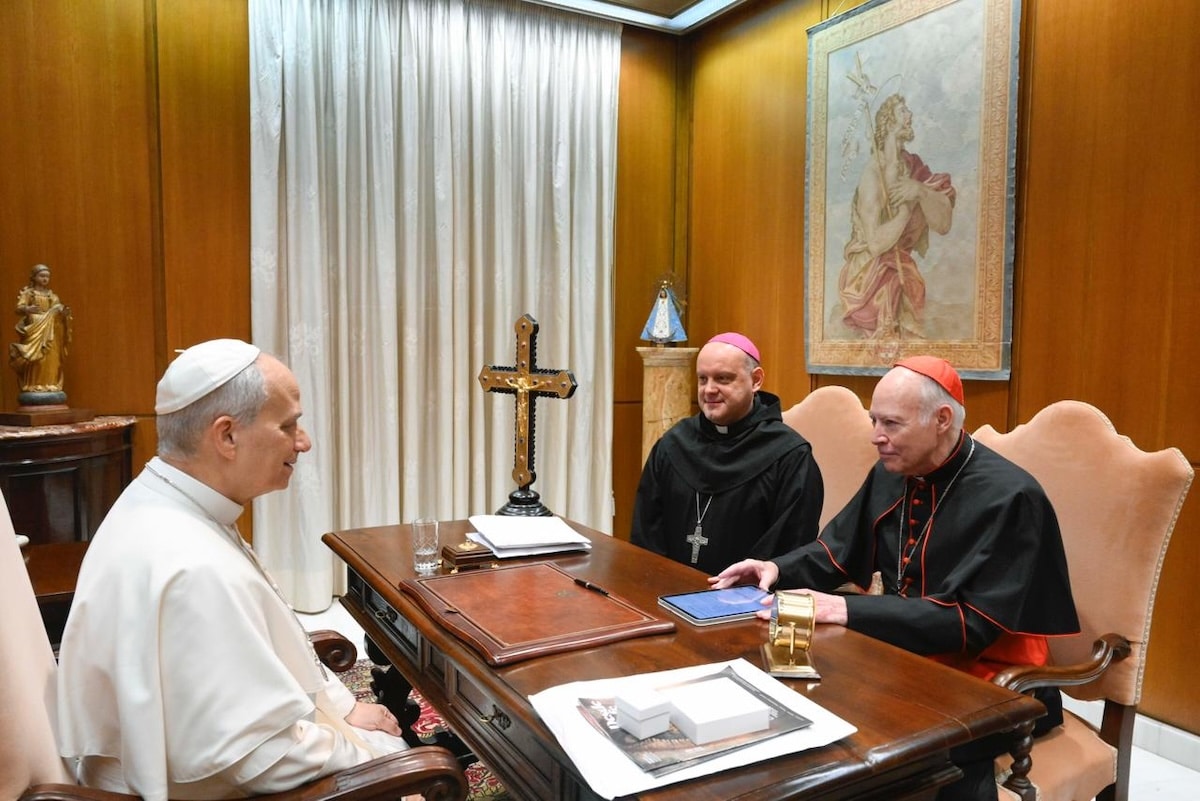 El Papa León XIV le dice al Cardenal Aguiar que quiere visitar México “pronto”