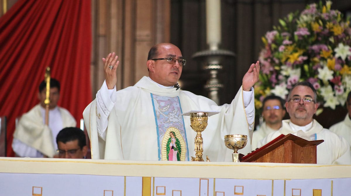 Monseñor Salvador Morales