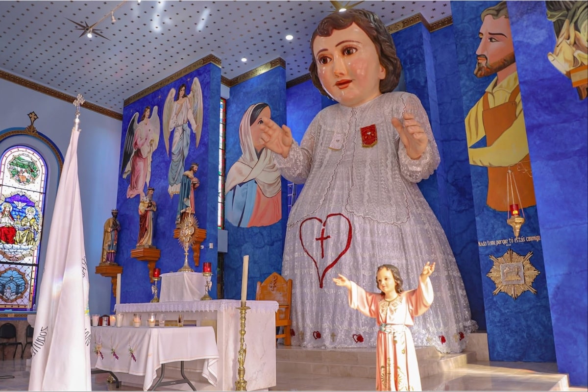 Pesa casi una tonelada: así es el Niño Dios más grande del mundo en México