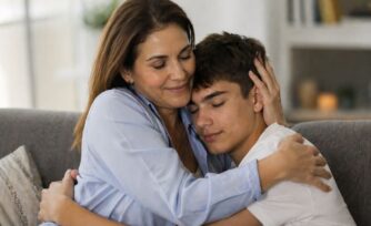Fragilidad emocional en niños y adolescentes: señales que los papás no deben ignorar