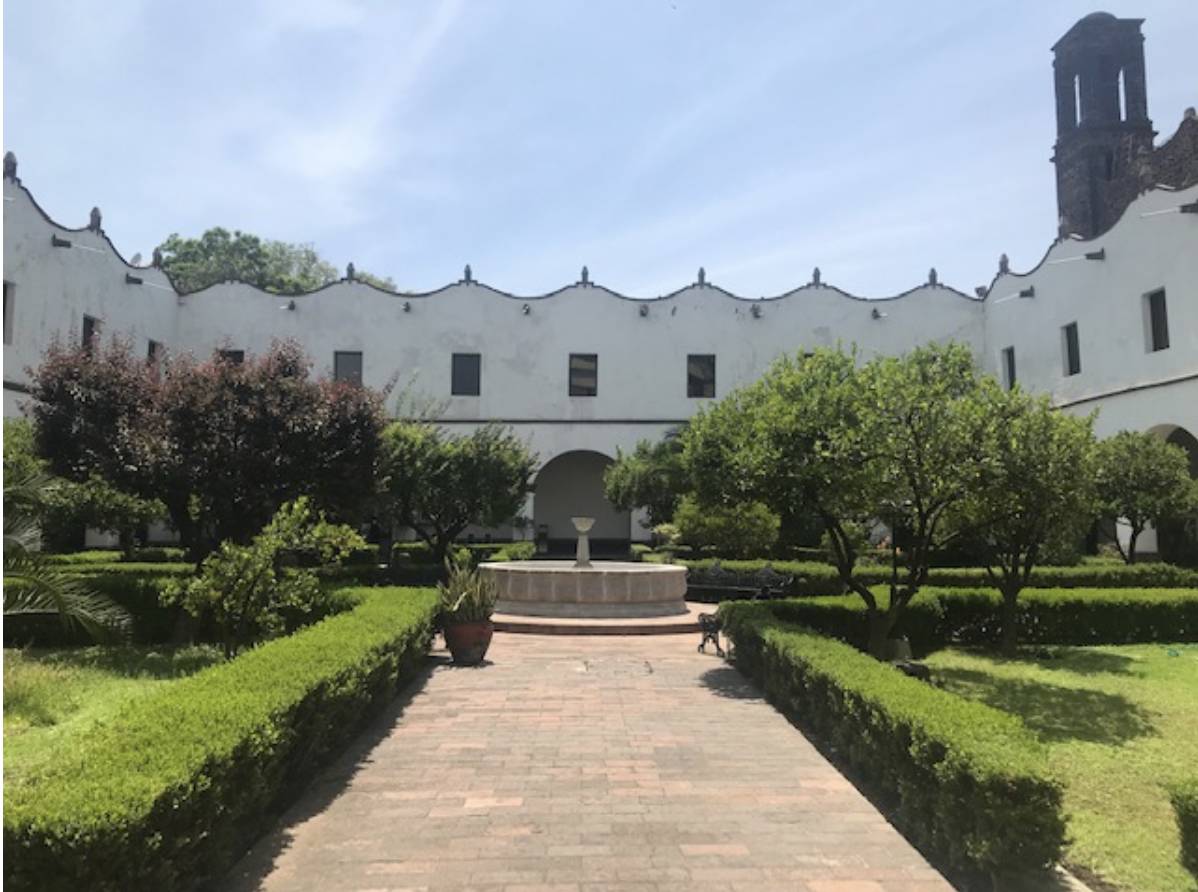 Interior del convento de Santiago Apóstol.