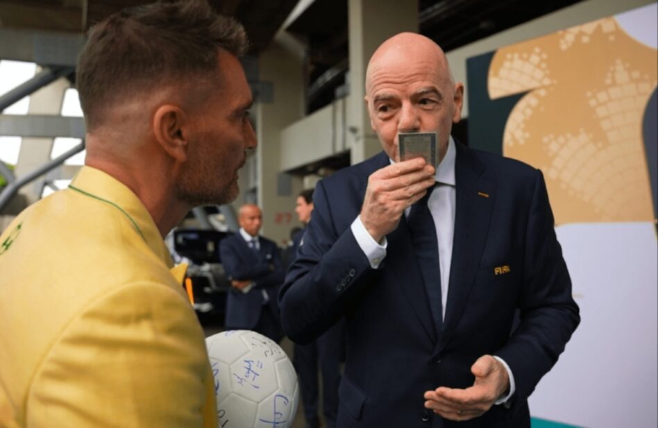 "La necesitamos": la reacción del presidente de la FIFA al recibir a la Virgen de Guadalupe