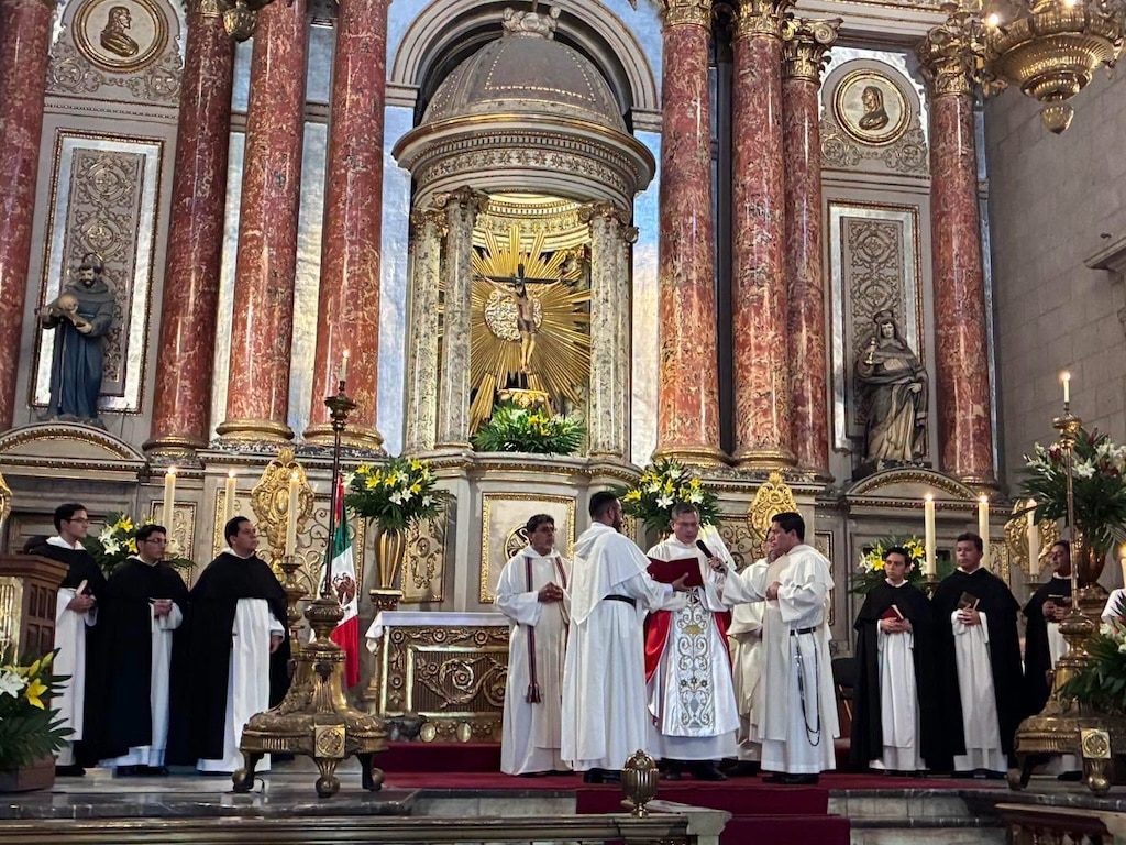Fray Gerard Francisco Timoner III, O.P., Maestro de la Orden de Predicadores, presidió la Eucaristía por los 500 años de la presencia de los Dominicos en México. 