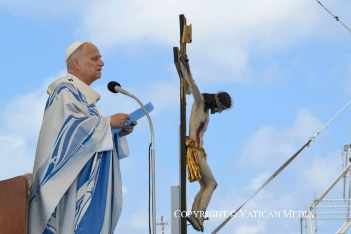 Papa León XIV llama a responder con misericordia al drama de la migración