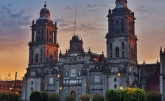 De Japón al Apocalipsis: cómo asistir a los nuevos recorridos de la Catedral Metropolitana