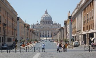 ¿Qué cambia con la nueva ley que firmó el Papa León XIV para el Vaticano?